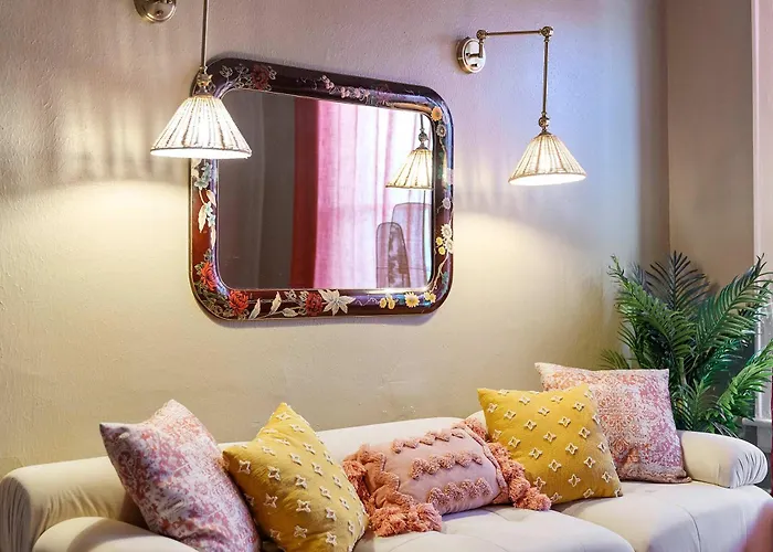Merion Village Residences - Escape The Hustle & Bustle Apartamento Columbus