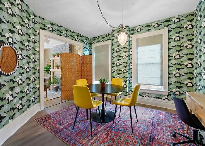 Merion Village Residences - Escape The Hustle & Bustle Apartamento *